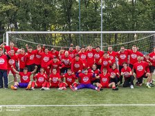 zdjęcie drużynowe Widzewa II Łodź po awansie do III ligi
