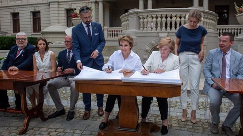 Podpisanie listu intencyjnego Paweł Łacheta / UMŁ