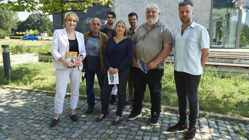 Organizatorzy obchodów 76. rocznicy likwidacji Litzmanstadt Getto fot. Radosław Jóźwiak / UMŁ