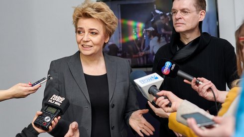 Hanna Zdanowska ocenia, że strój, który jest elementem naszej codzienności, jednocześnie może być niesamowitym dziełem sztuki i kreacji fot. Sebastian Glapiński / UMŁ