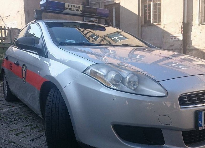 Zgłoszenia na linię alarmową 986