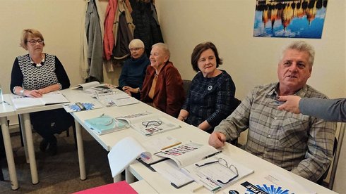 Wolne miejsca na kursach języków obcych dla seniorów mat. UMŁ