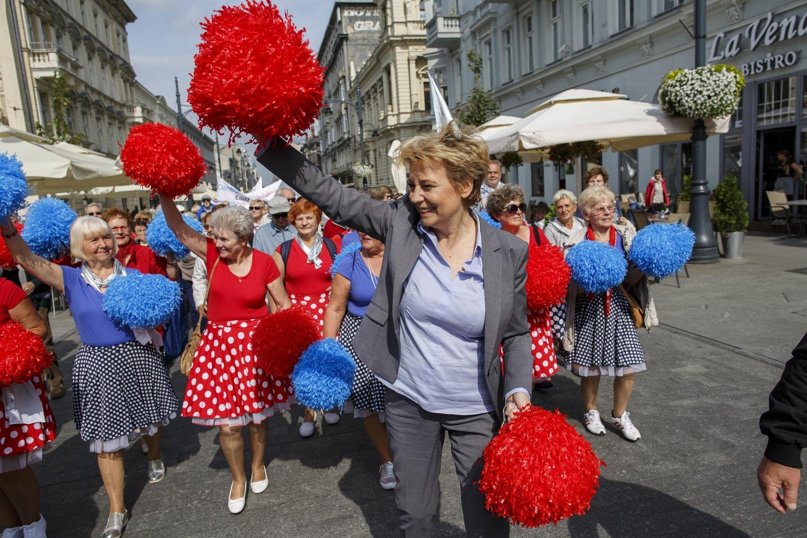 Seniorom towarzyszyła prezydent Hanna Zdanowska, fot. Radosław Jóźwiak / UMŁ