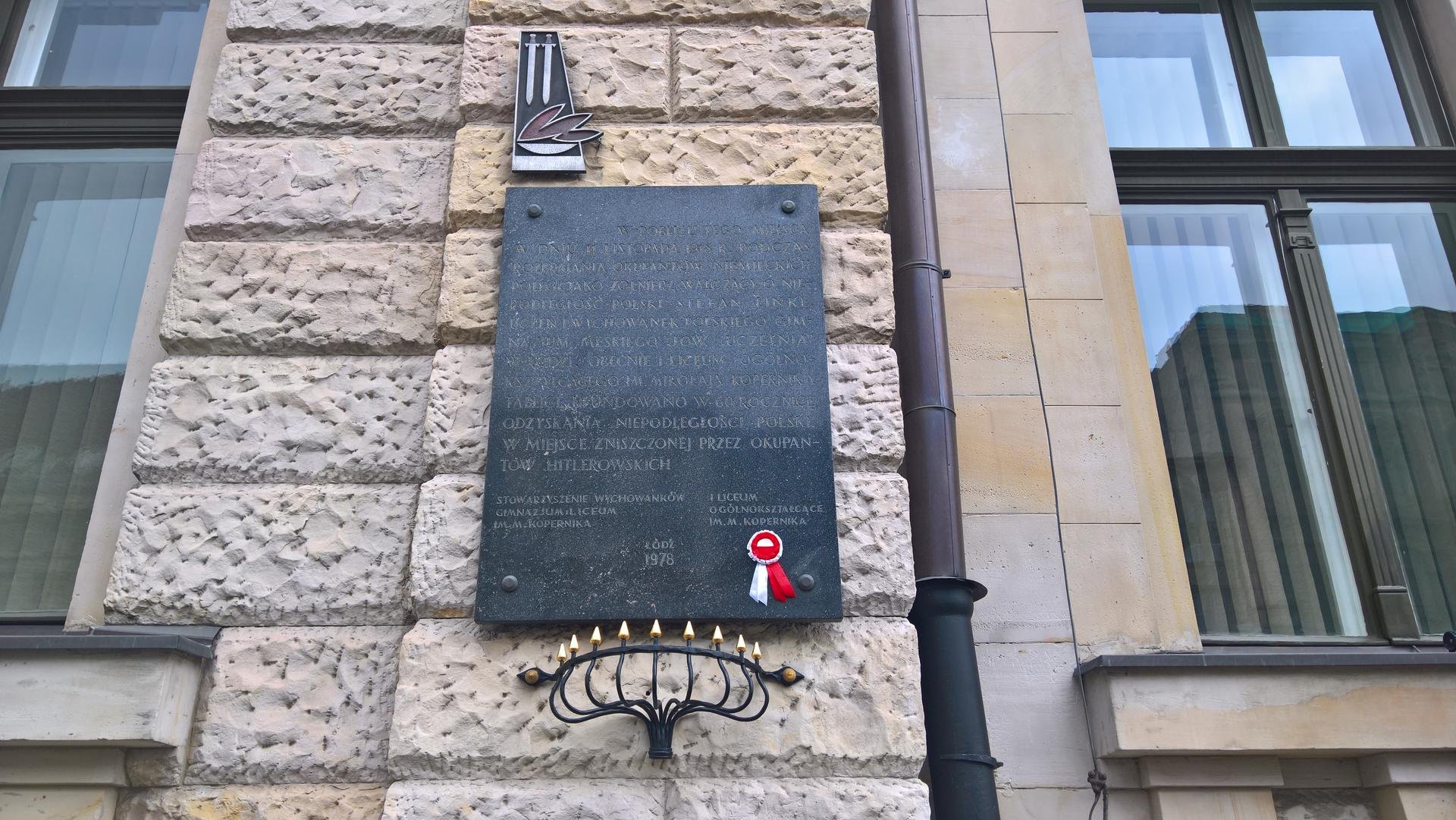 Tablica pamiątkowa przy al. Kościuszki, fot. Andrzej Janecki / UMŁ