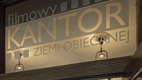W 120. rocznicę napisania powieści i 45. nakręcenia jej adaptacji otwieramy nową, multimedialną wystawę poświęconą najsłynniejszej książce Władysława Reymonta. Wszystko w odrestaurowanych wnętrzach największego fabrykanckiego pałacu. fot. Stefan Brajter