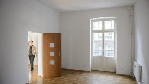Miasto przygotowało 10 lokali, które będą mogły wynająć osoby niemające na własność swojego, odpowiedniego lokum, a tworzące rodzinę zastępczą lub rodzinny dom dziecka. fot. Radosław Jóźwiak
