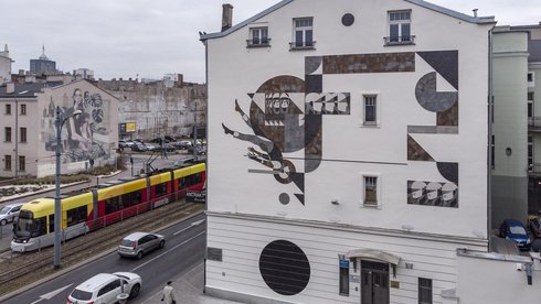 Unikalna instalacja ceramiczna zmienia przestrzeń miejską w Łodzi fot. Stefan Brajter / UMŁ