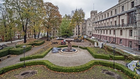 Nie tylko Pałac Poznańskiego przechodzi remont fot. Stefan Brajter / UMŁ